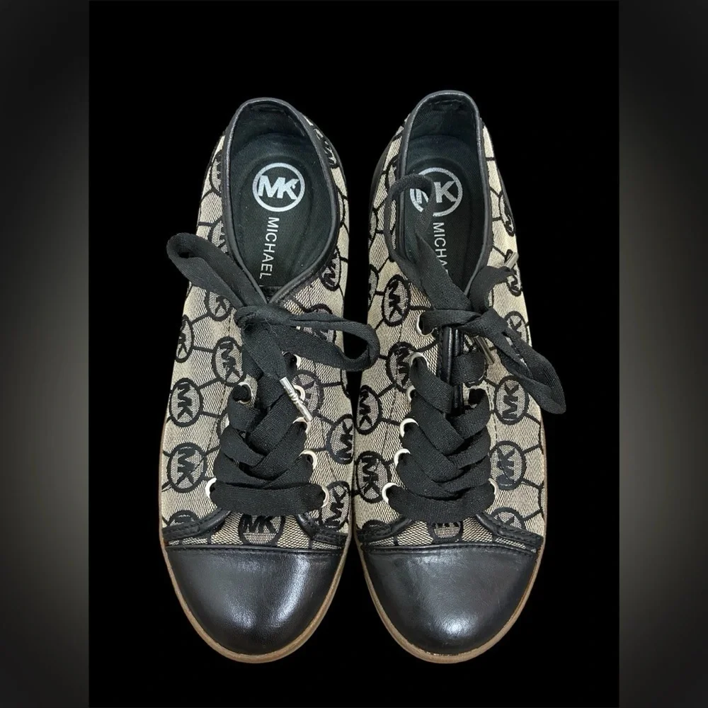 Michael Kors City Sneakers 7 Logo Leather Blend upper